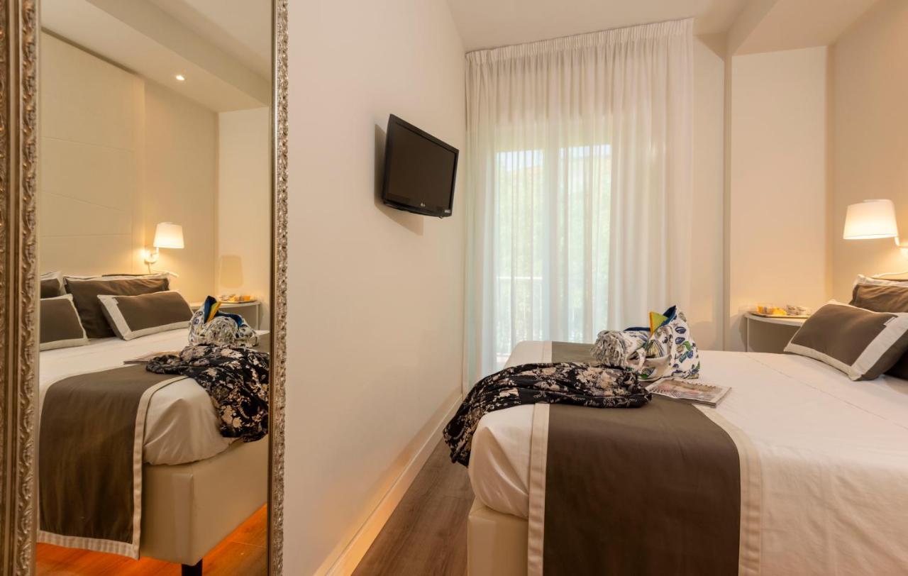 Atlas Hotel Riccione Eksteriør bilde