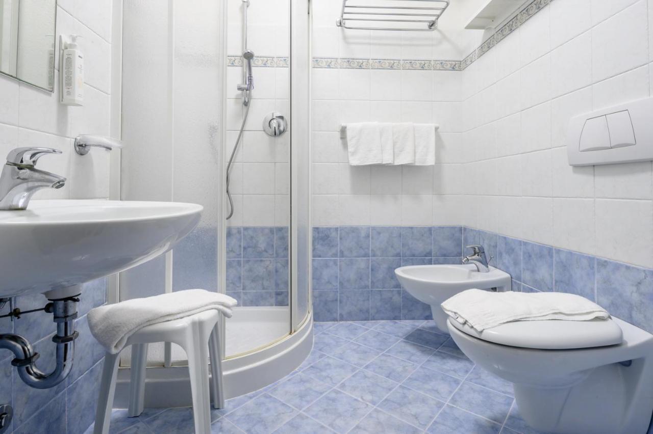 Atlas Hotel Riccione Eksteriør bilde