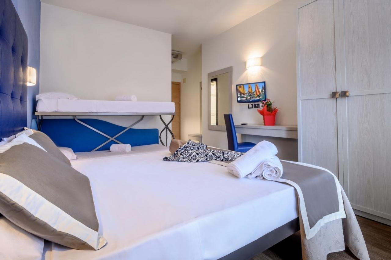 Atlas Hotel Riccione Eksteriør bilde