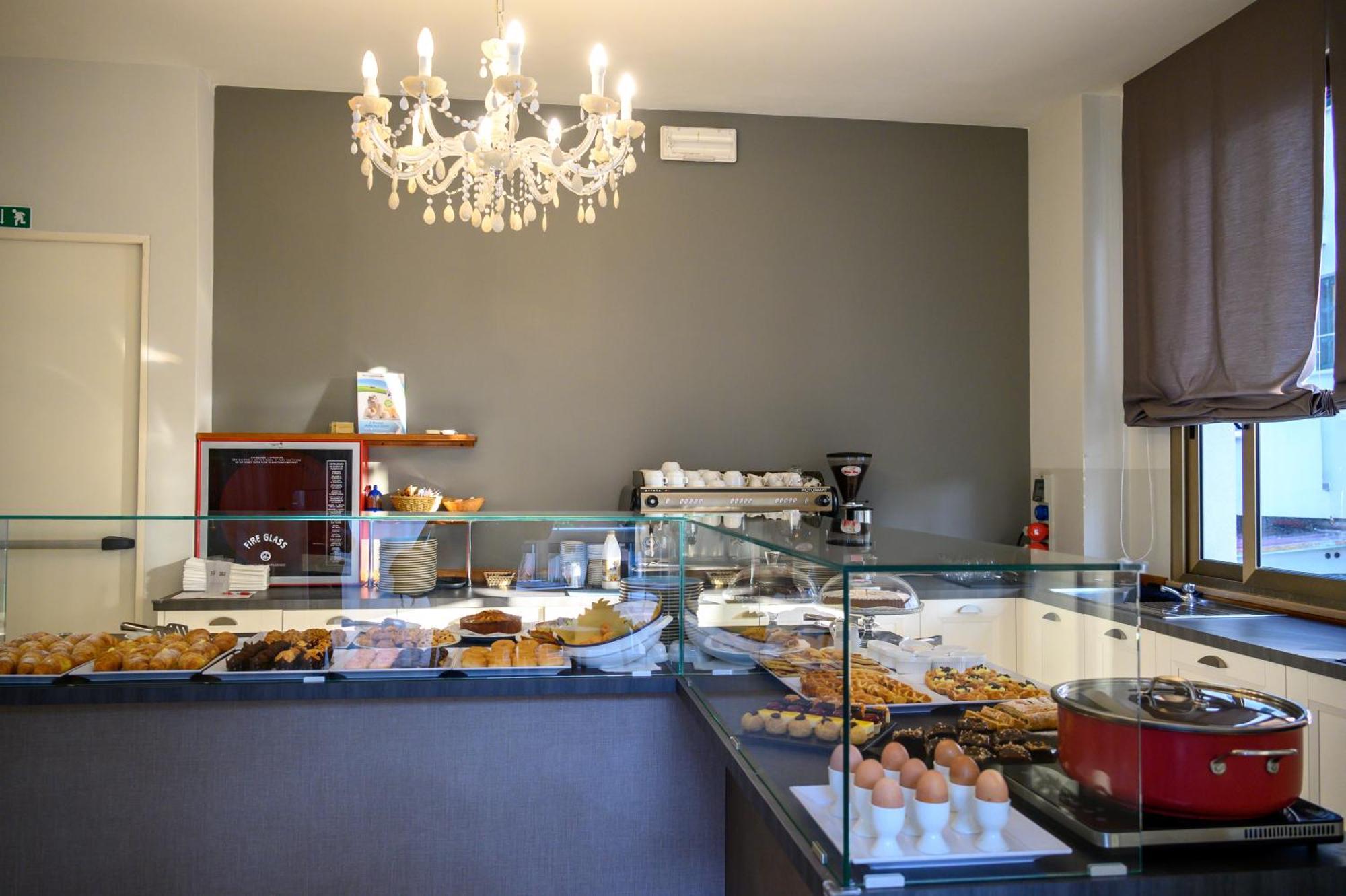 Atlas Hotel Riccione Eksteriør bilde